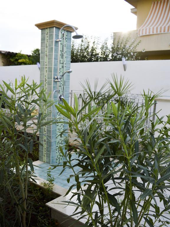 Oasi Tortuga Residence Piscina E Barbecue H24 مازارا ديل فالو الغرفة الصورة