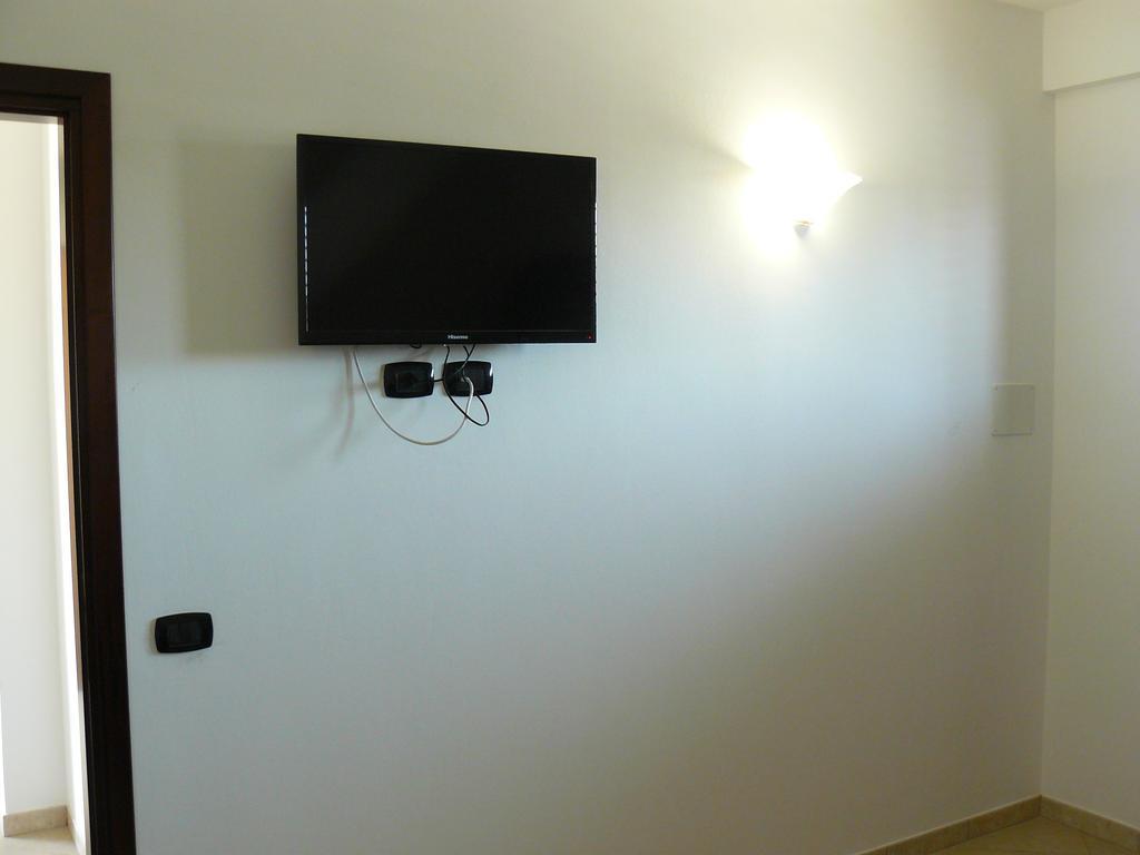 Oasi Tortuga Residence Piscina E Barbecue H24 مازارا ديل فالو المظهر الخارجي الصورة