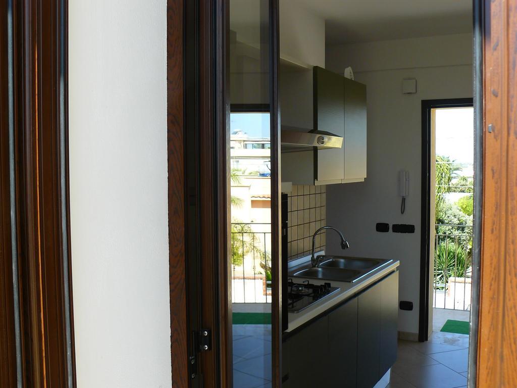 Oasi Tortuga Residence Piscina E Barbecue H24 مازارا ديل فالو المظهر الخارجي الصورة