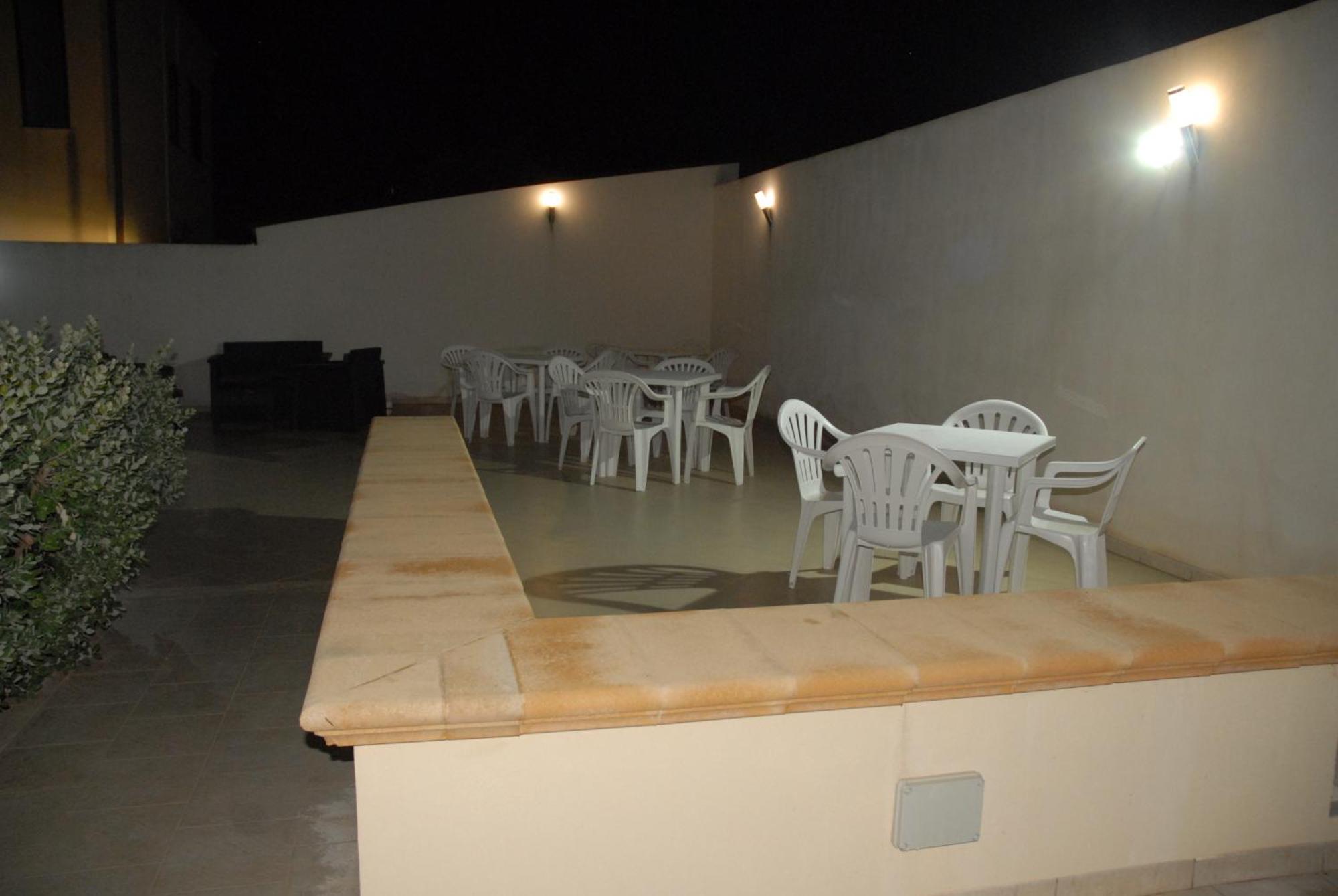 Oasi Tortuga Residence Piscina E Barbecue H24 مازارا ديل فالو المظهر الخارجي الصورة